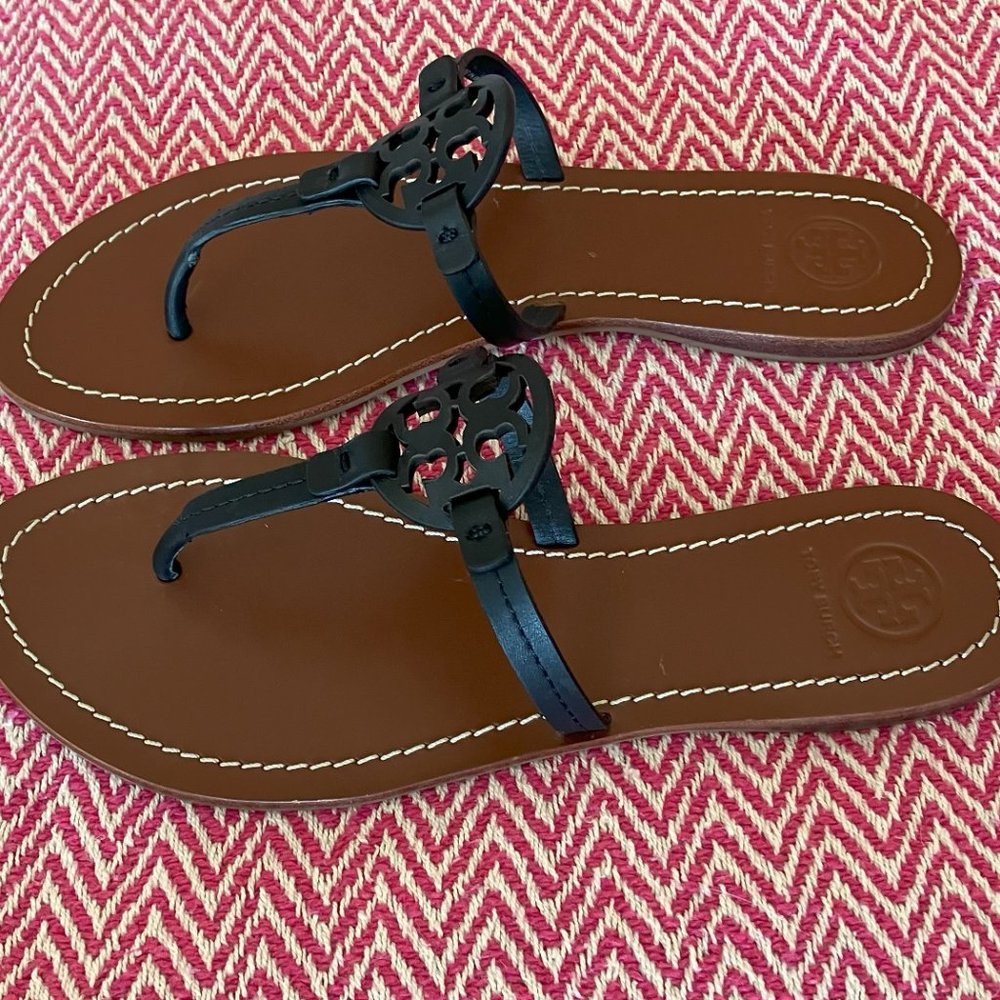 Tory Burch Black Leather Miller Thongs Size 8